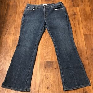 515 Levis Jeans Bootcut Size 16
